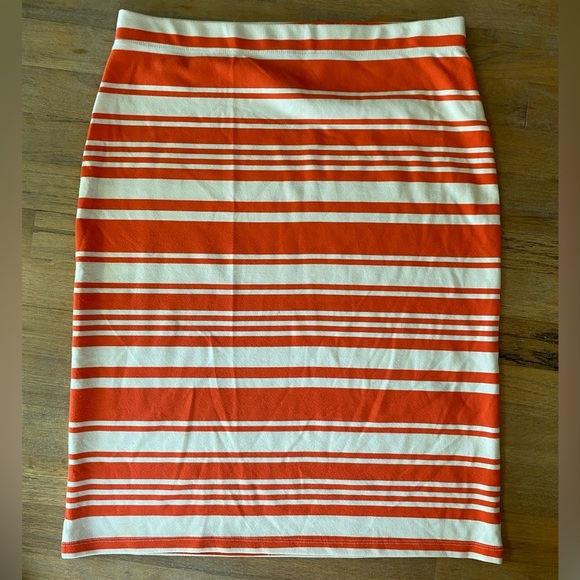 Belle Bird  White pencil skirts size large - Picture 1 of 4